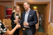 Blauer Ball-Netzwerkevent-2018-250